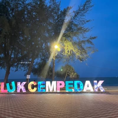 Teluk Cempedak Beach (Kuantan)
